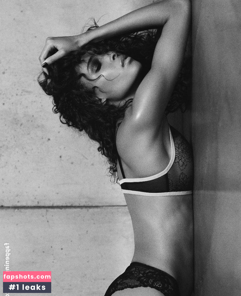 Cindy Bruna gallery photo #529