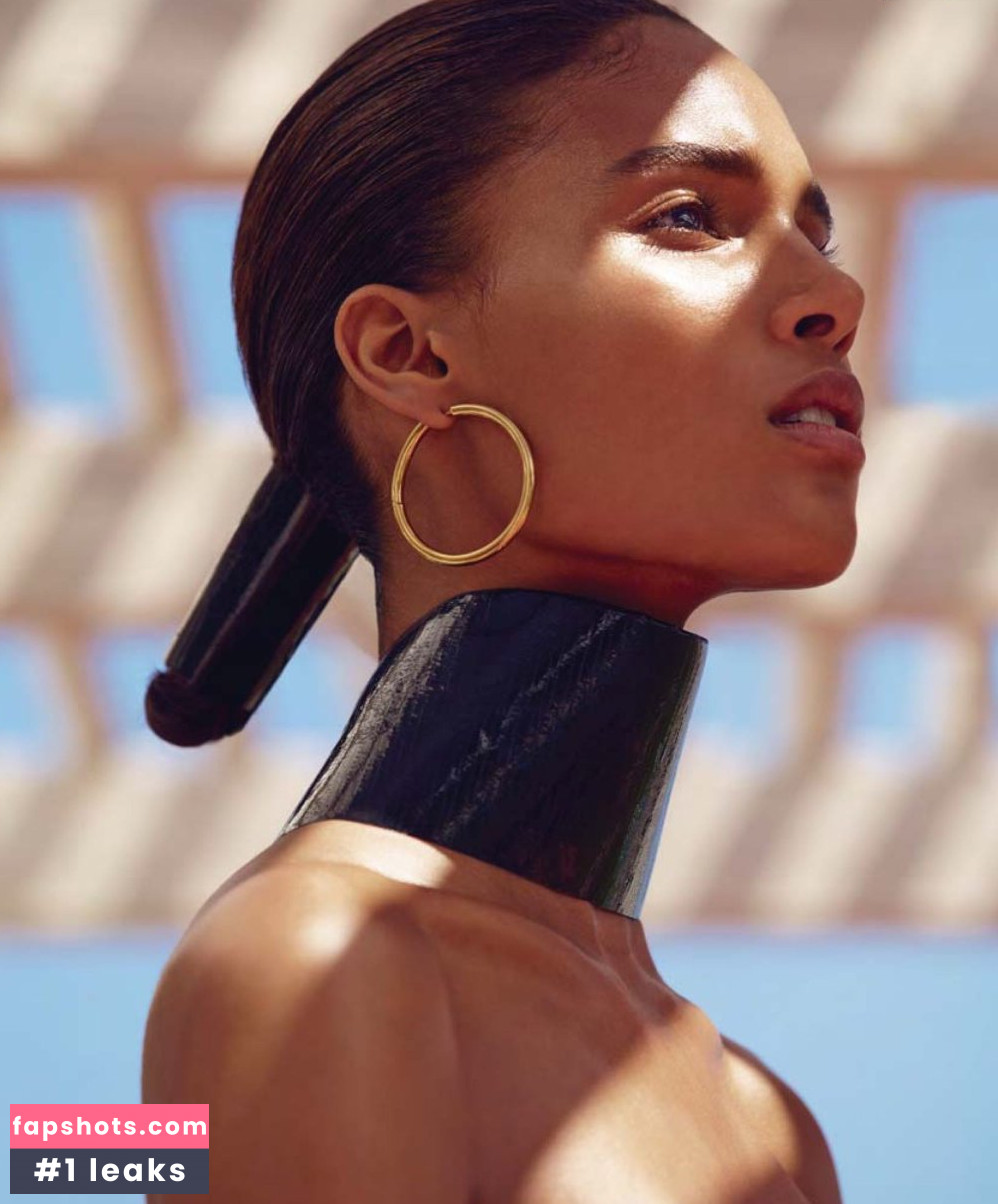 Cindy Bruna gallery photo #537