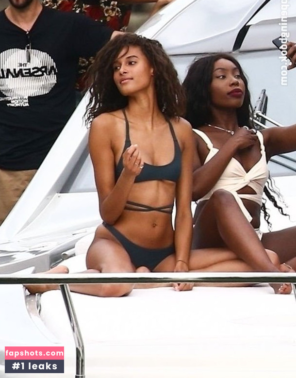 Cindy Bruna gallery photo #552