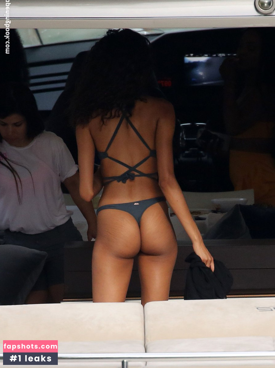 Cindy Bruna gallery photo #565