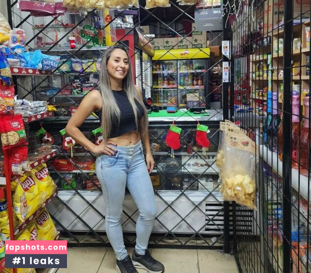 Cindy Nahuelcoy gallery photo #8