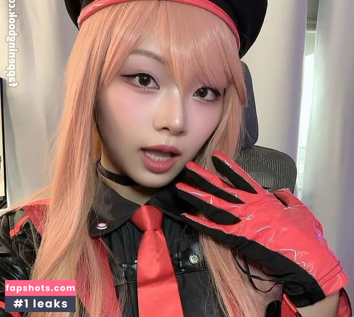 Cindy Phan gallery photo #11