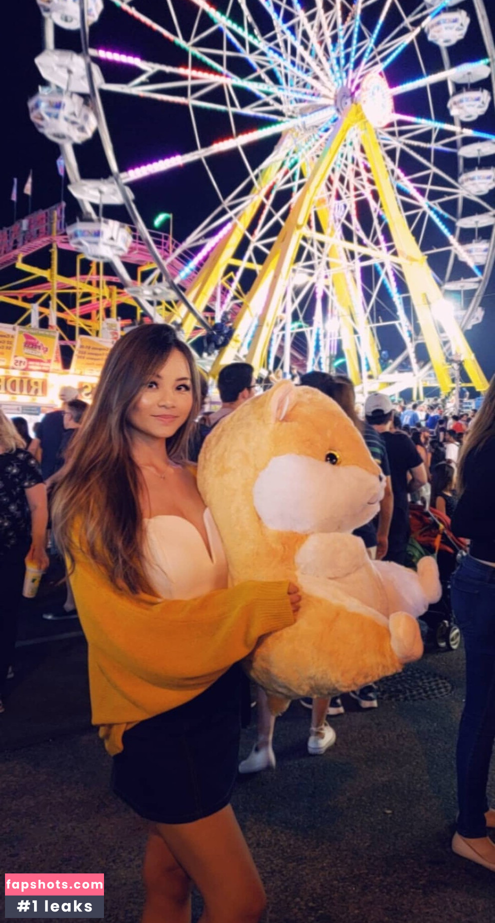 Cindy Phan gallery photo #73