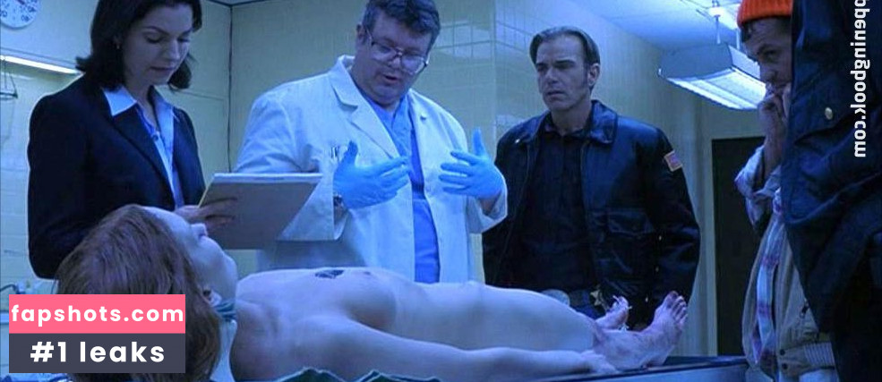 Cindy Roubal nude babe gallery