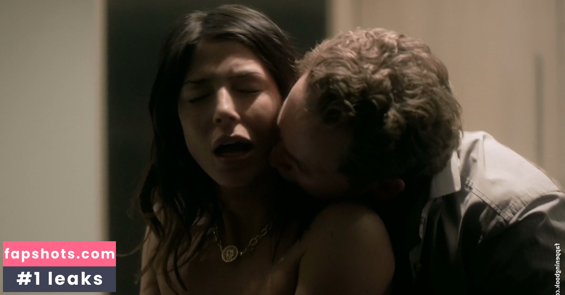 Cindy Sampson gallery photo #3