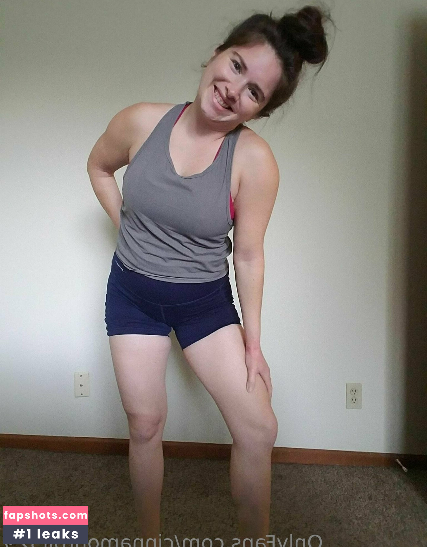 cinnamonroll329 gallery photo #2