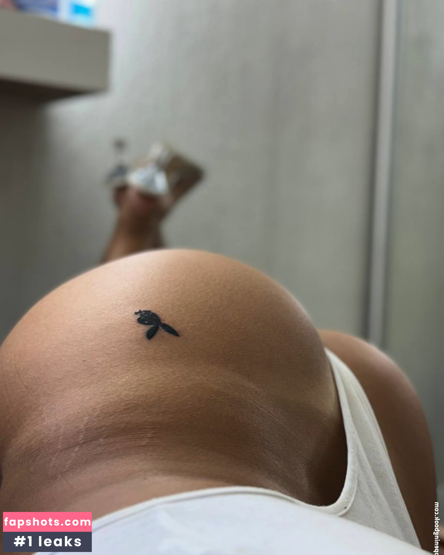 Cinthia Farias gallery photo #3