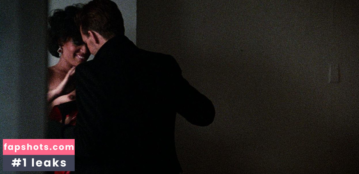 Cintia Cruz nude babe gallery