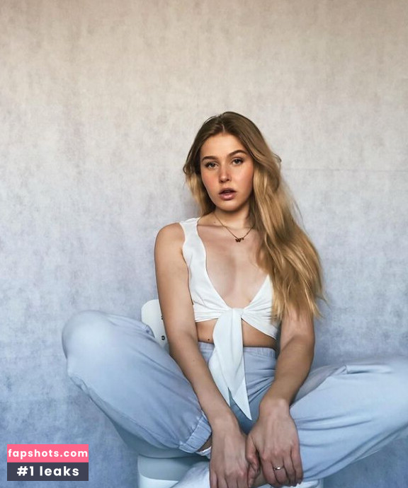 cirizzzle Nude Leaks OnlyFans Photos #115 - LeakJerk