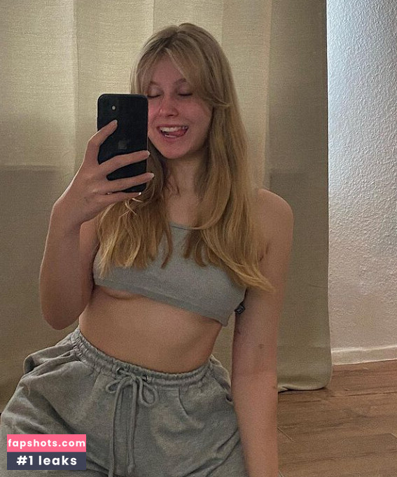 cirizzzle Nude Leaks OnlyFans Photos #147 - LeakJerk