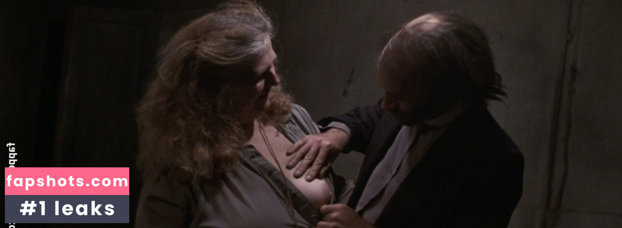 Claire Benitor Nude Leaks OnlyFans Photos #2 - LeakJerk