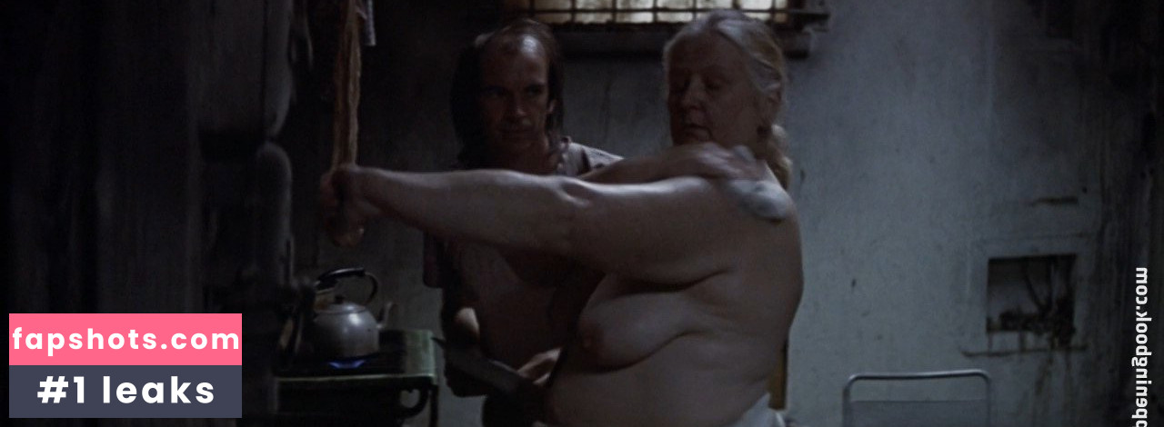 Claire Benitor Nude Leaks OnlyFans Photos #4 - LeakJerk