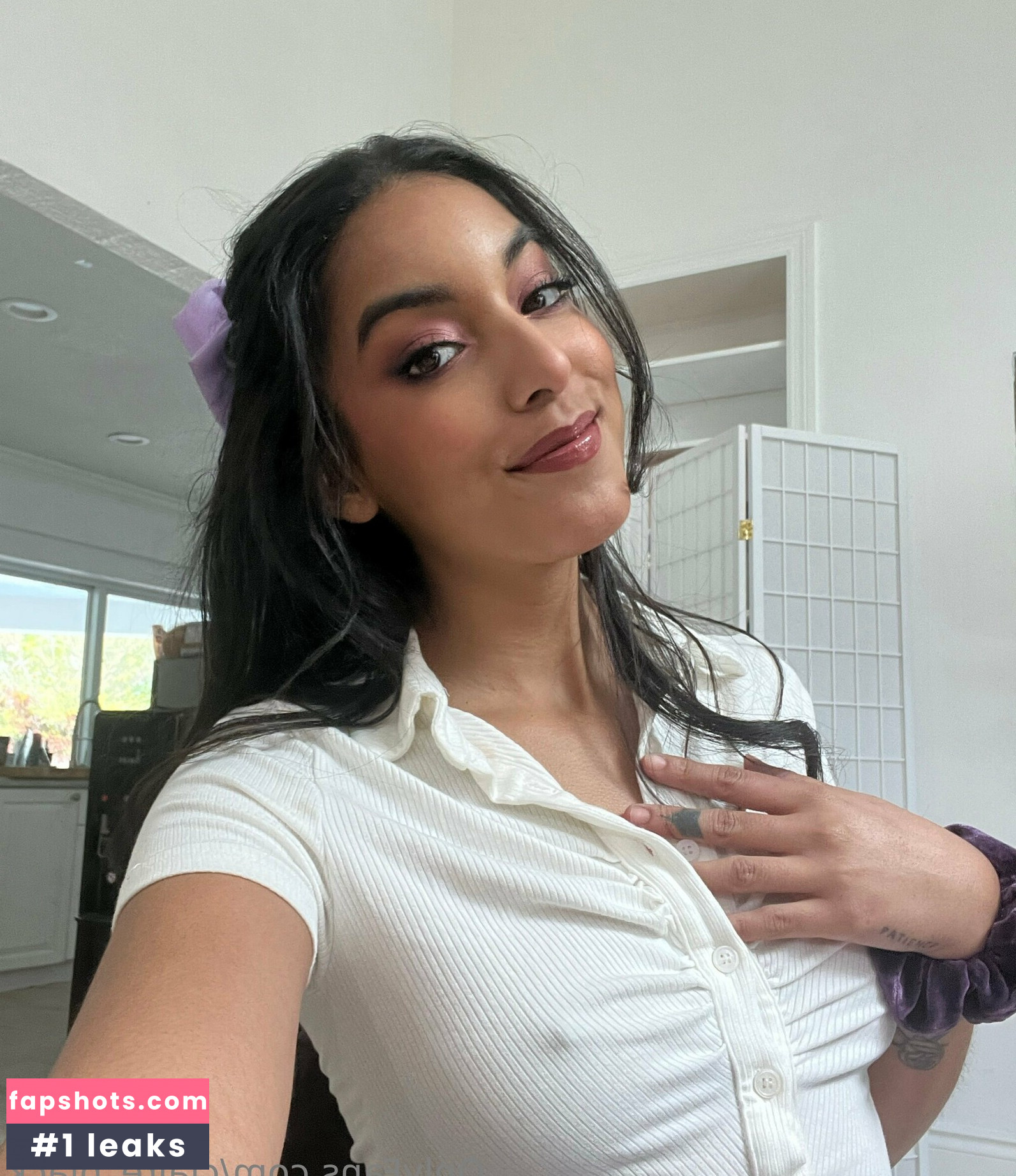 claire_black gallery photo #6