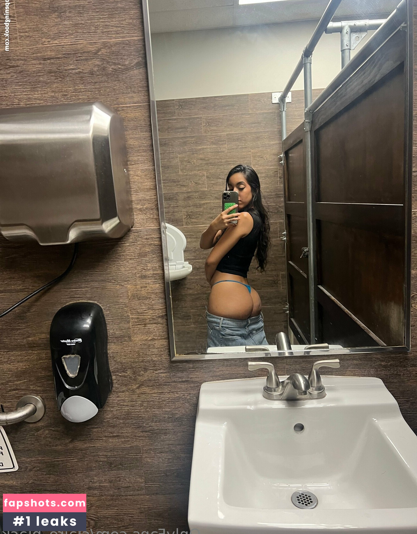 claire_black gallery photo #7