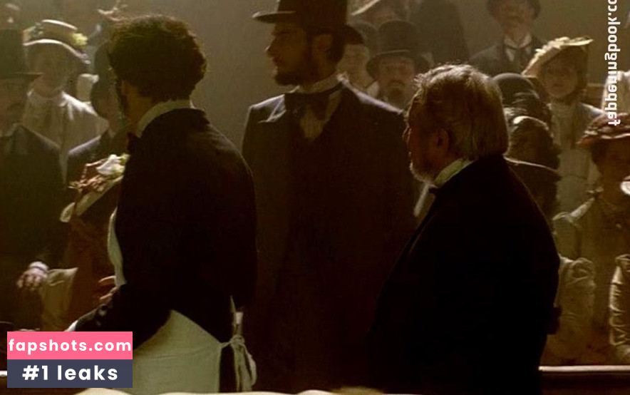 Claire Borotra gallery photo #9