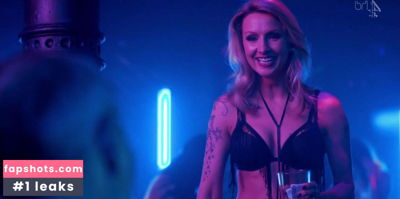 Claire Dargo nude babe gallery