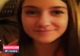 Claire Evans gallery photo #46