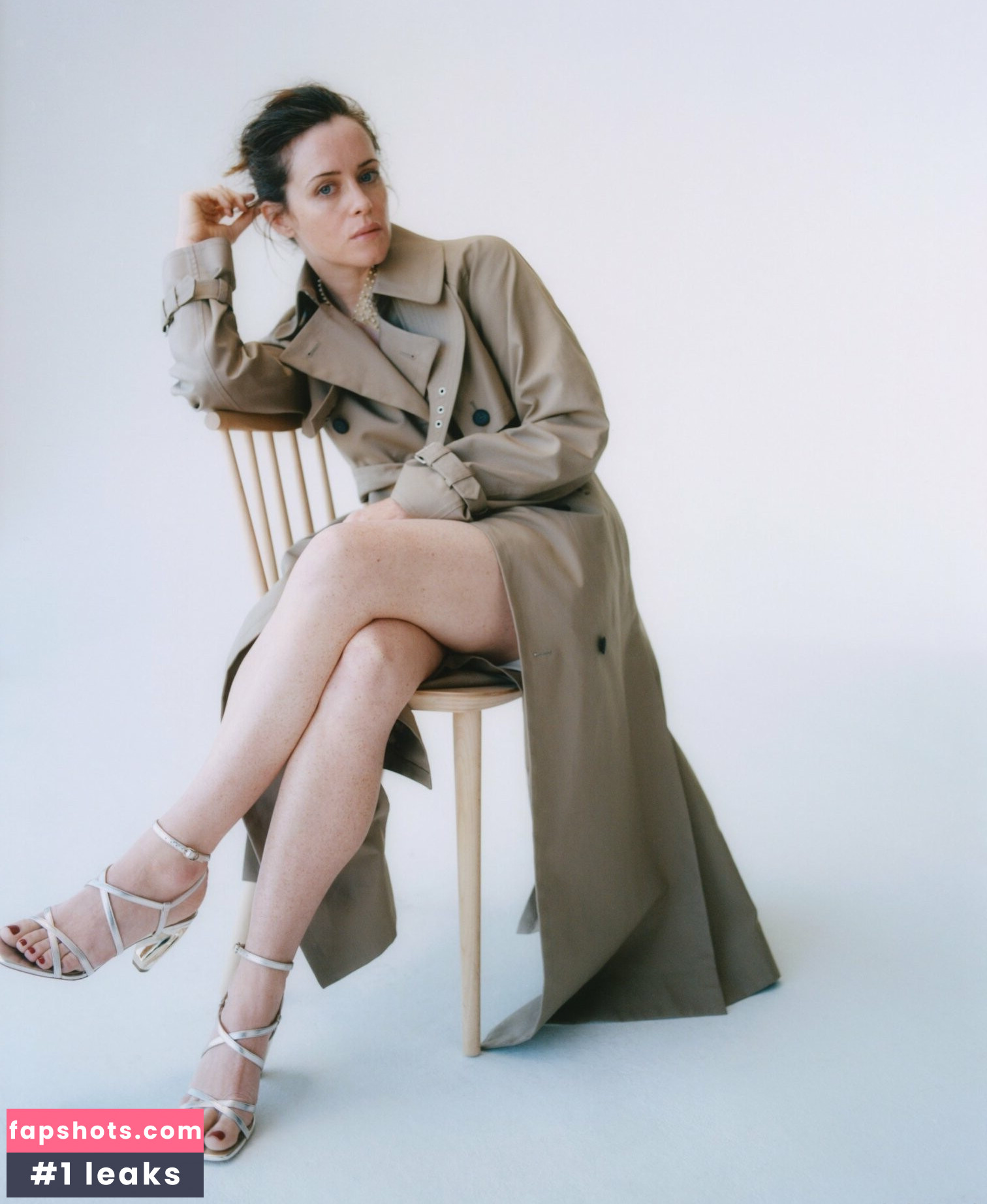 Claire Foy gallery photo #19