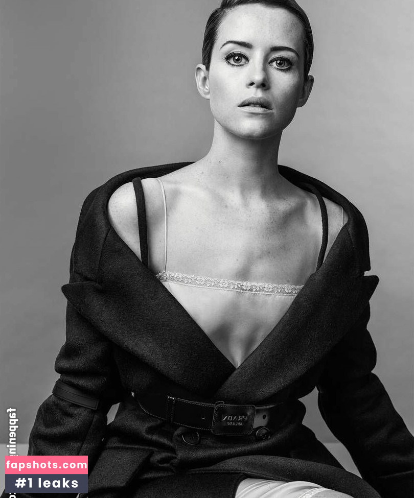 Claire Foy gallery photo #26