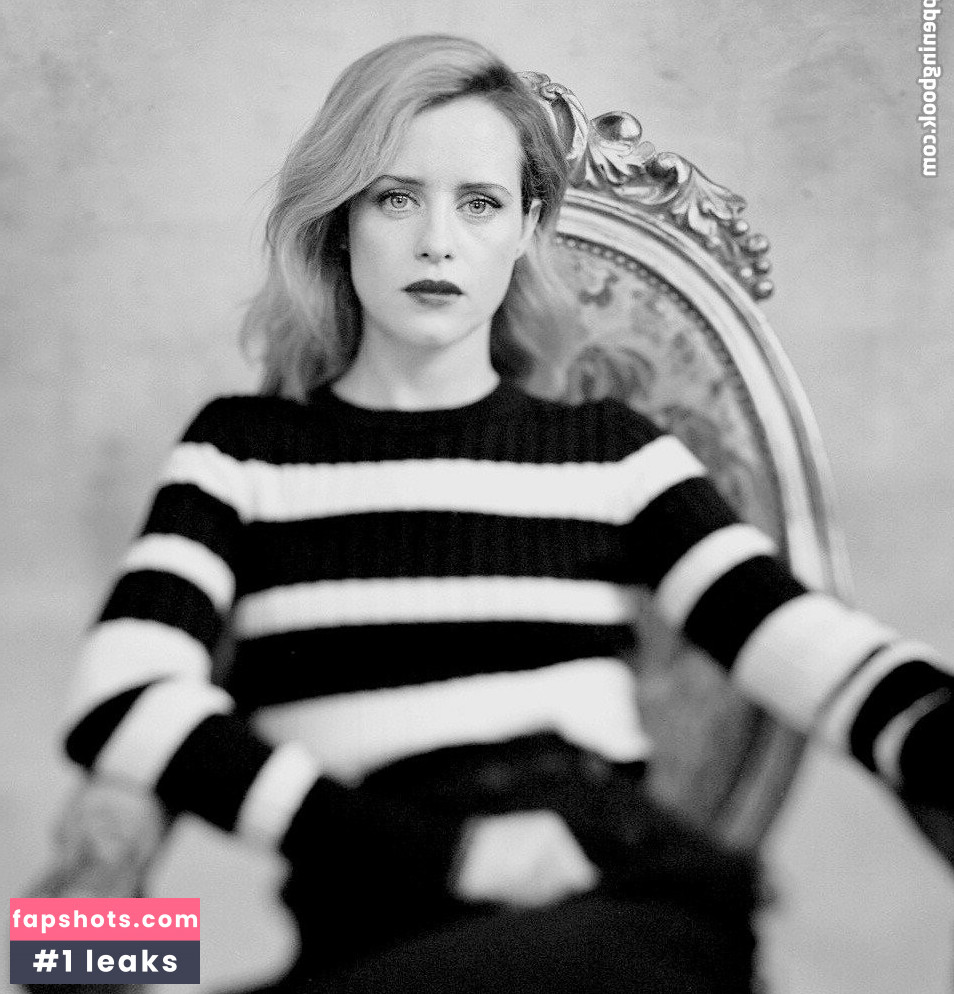 Claire Foy gallery photo #36