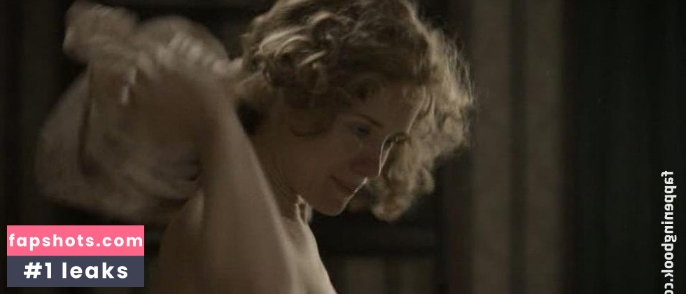 Claire Foy gallery photo #50