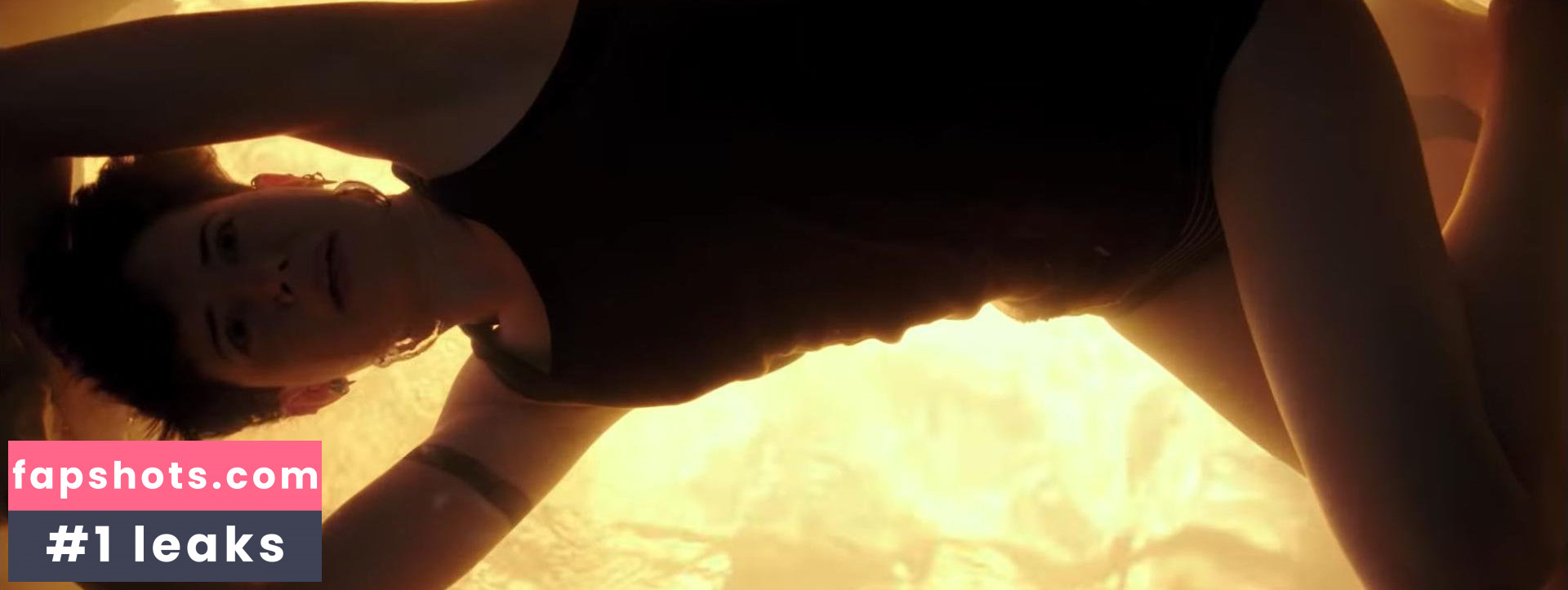 Claire Foy gallery photo #52