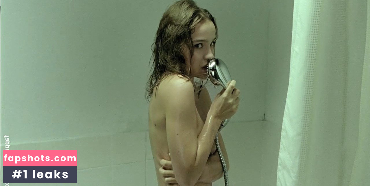 Claire Ganaye Nude Leaks OnlyFans Photos #9 - LeakJerk