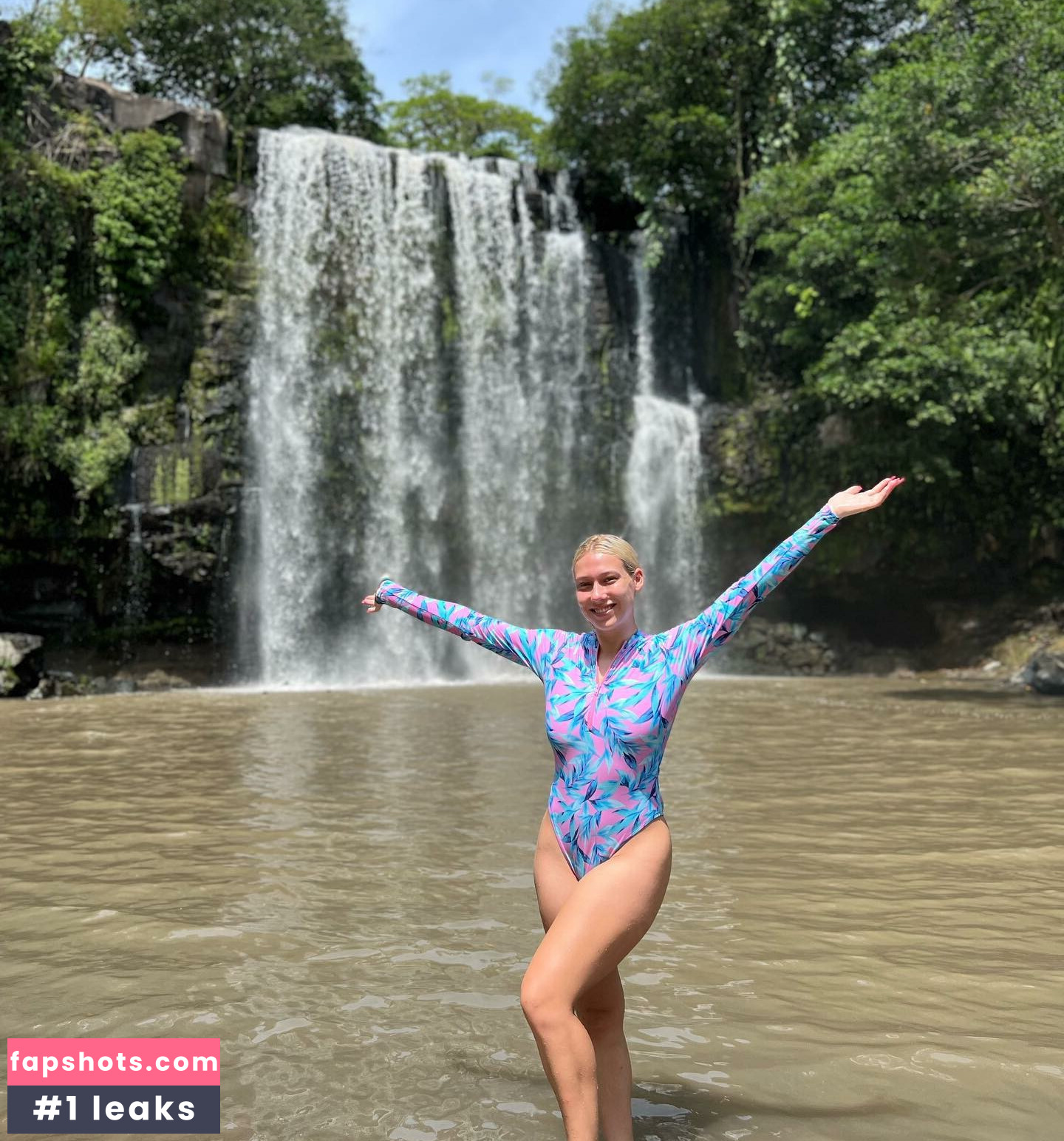 Claire Grimes Nude Leaks OnlyFans Photos #148 - LeakJerk