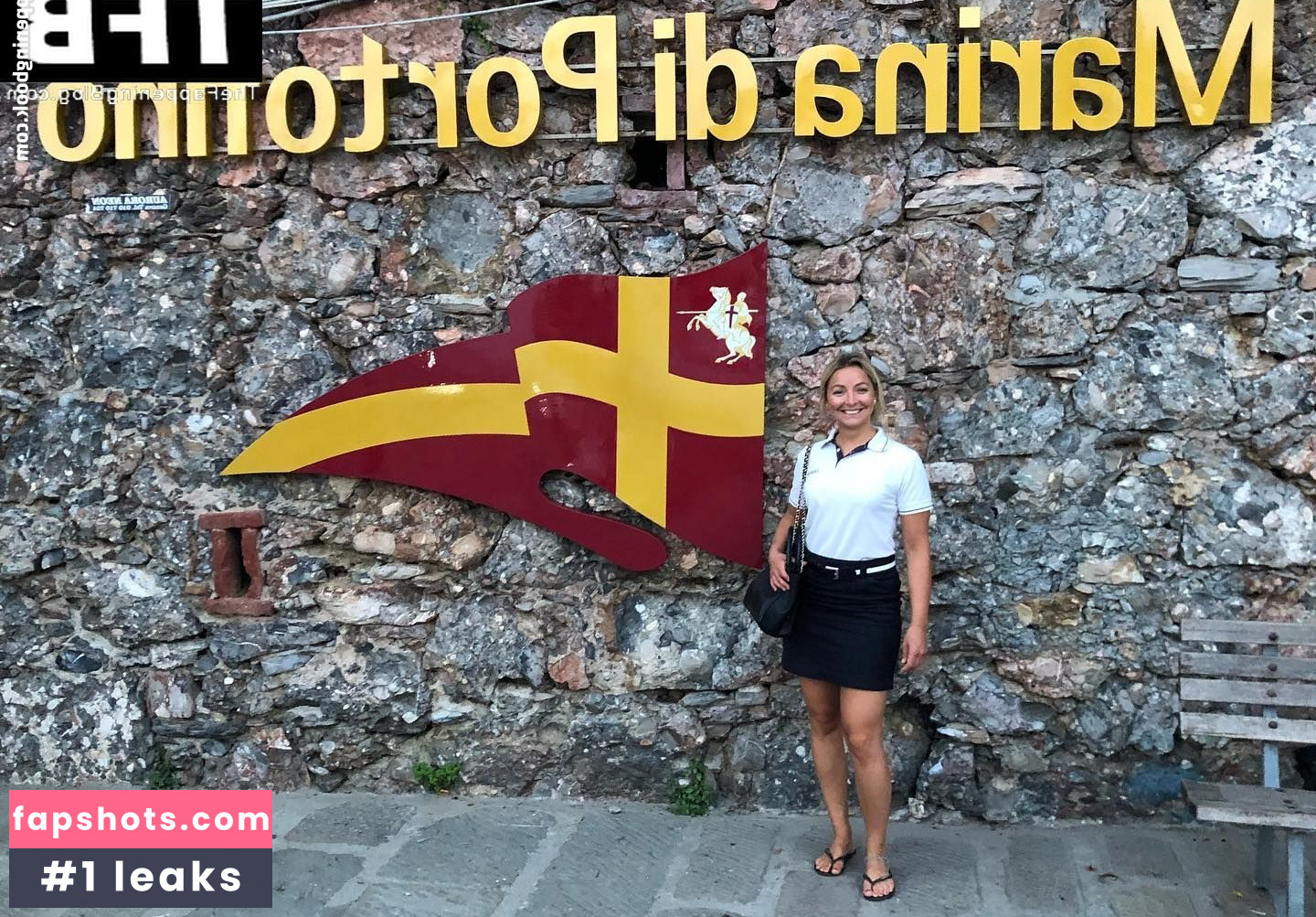 Claire Hutchings gallery photo #16