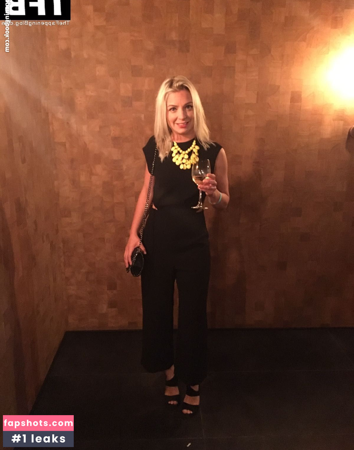 Claire Hutchings gallery photo #58