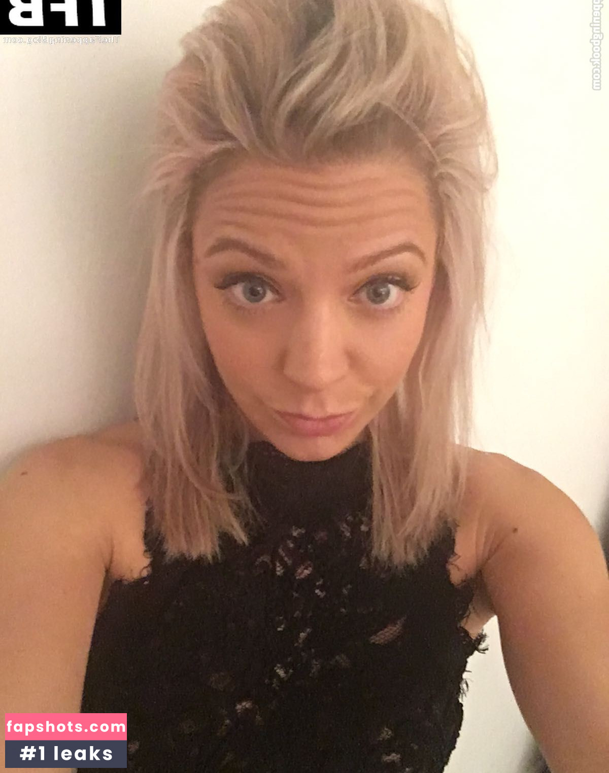 Claire Hutchings gallery photo #60