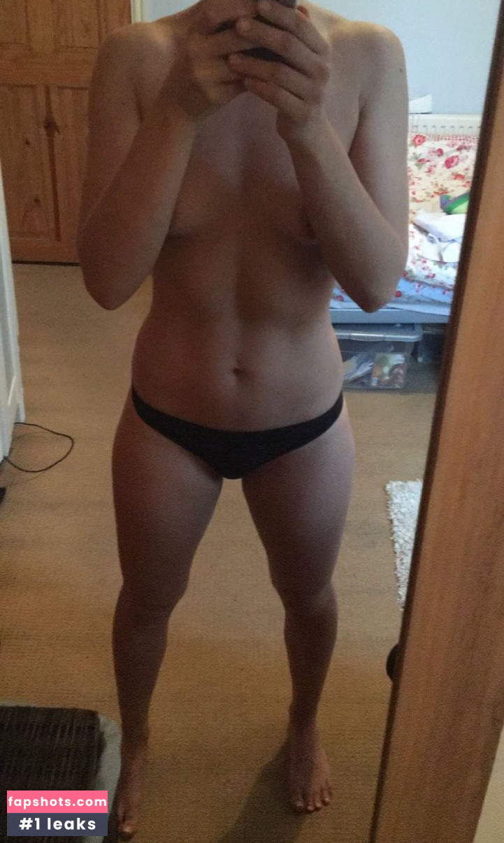 Claire Hutchings Filtración Desnuda OnlyFans Foto #87 - Fapshots