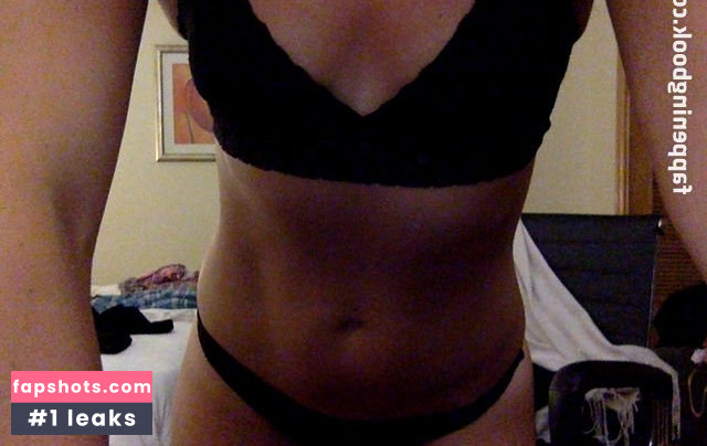 Claire Hutchings gallery photo #91