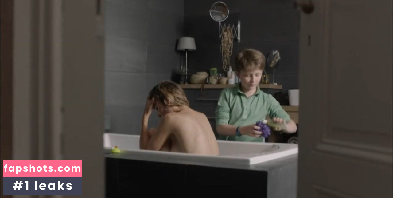 Claire Keim Nude Leaks OnlyFans Photos #22 - LeakJerk