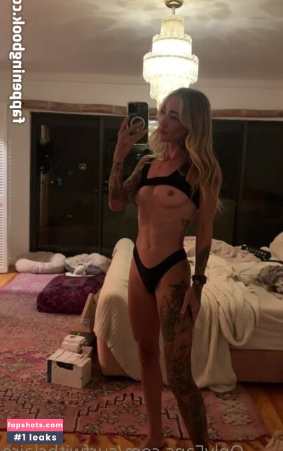 Claire Lush gallery photo #3