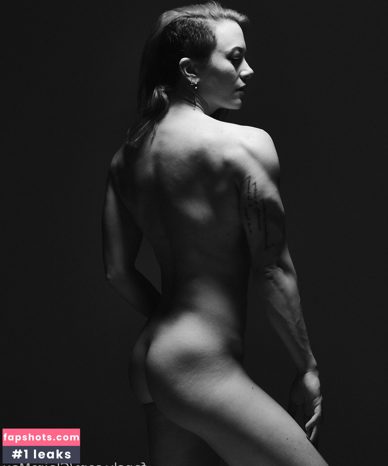 Claire Max Nude Leaks OnlyFans Photos #13 - LeakJerk