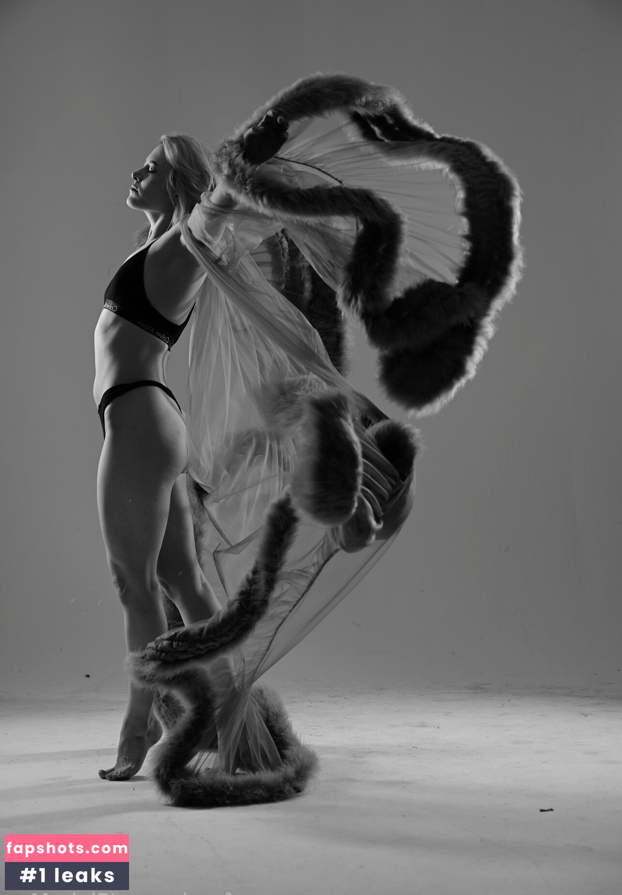 Claire Max Nude Leaks OnlyFans Photos #32 - LeakJerk