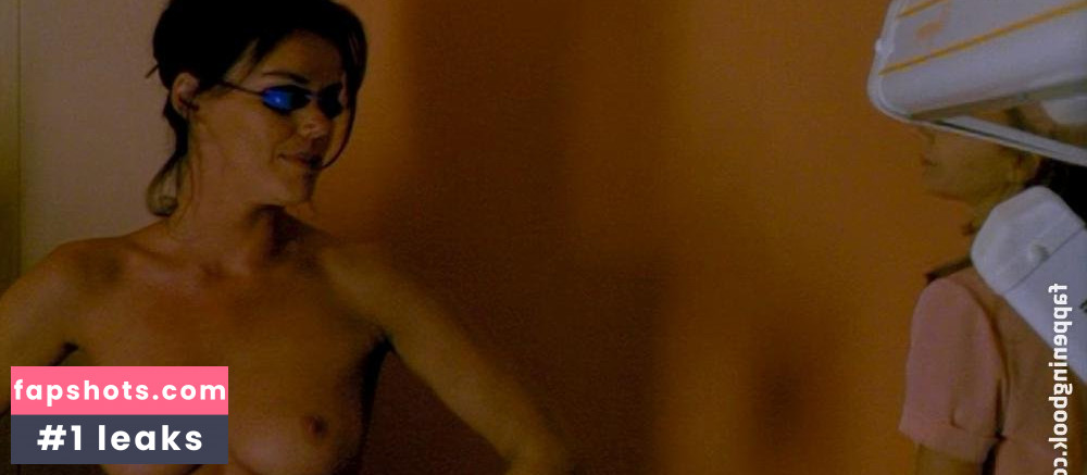 Claire Nebout gallery photo #12