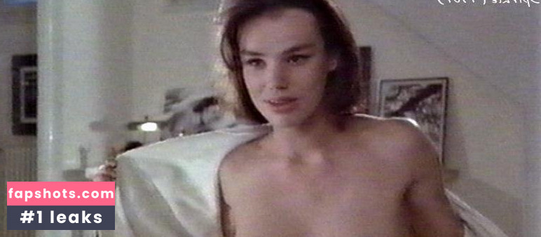 Claire Nebout gallery photo #13