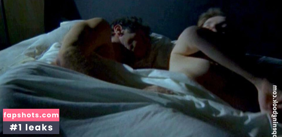 Claire Nebout gallery photo #18