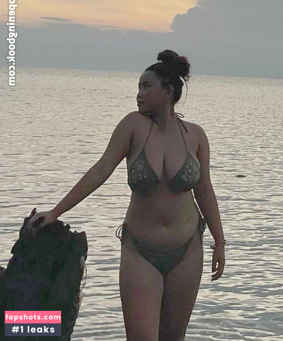 Claire Repollo nude babe gallery