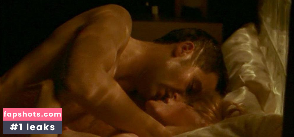 Claire Skinner gallery photo #12