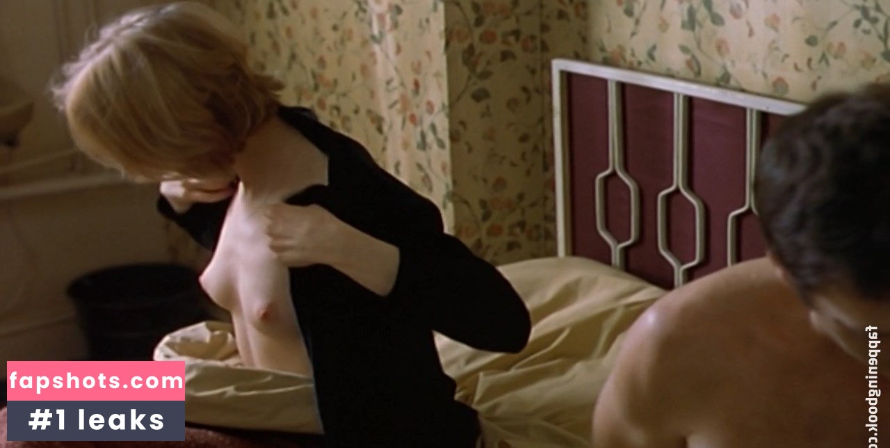 Claire Skinner gallery photo #3