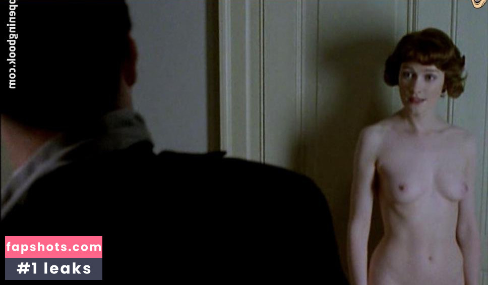 Claire Skinner gallery photo #32