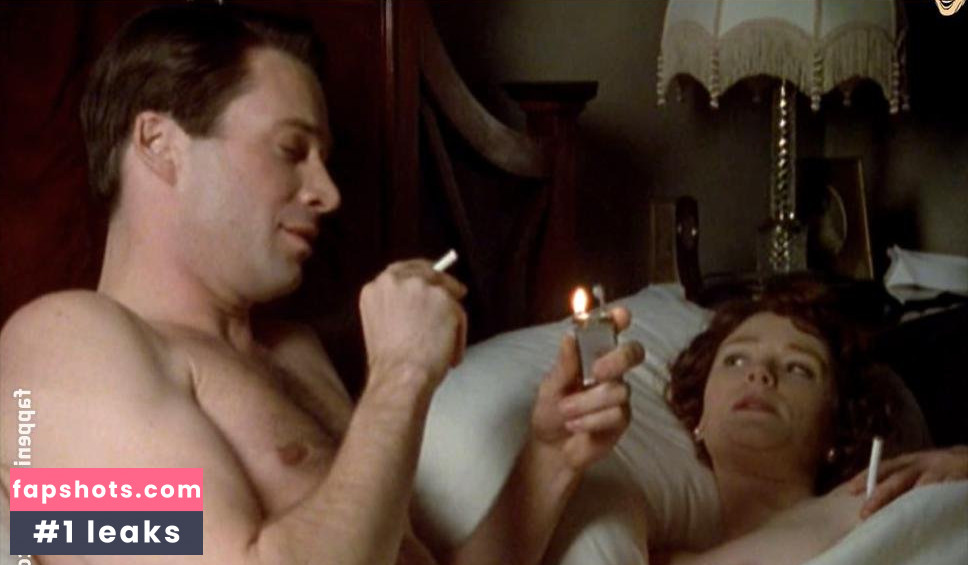 Claire Skinner gallery photo #41