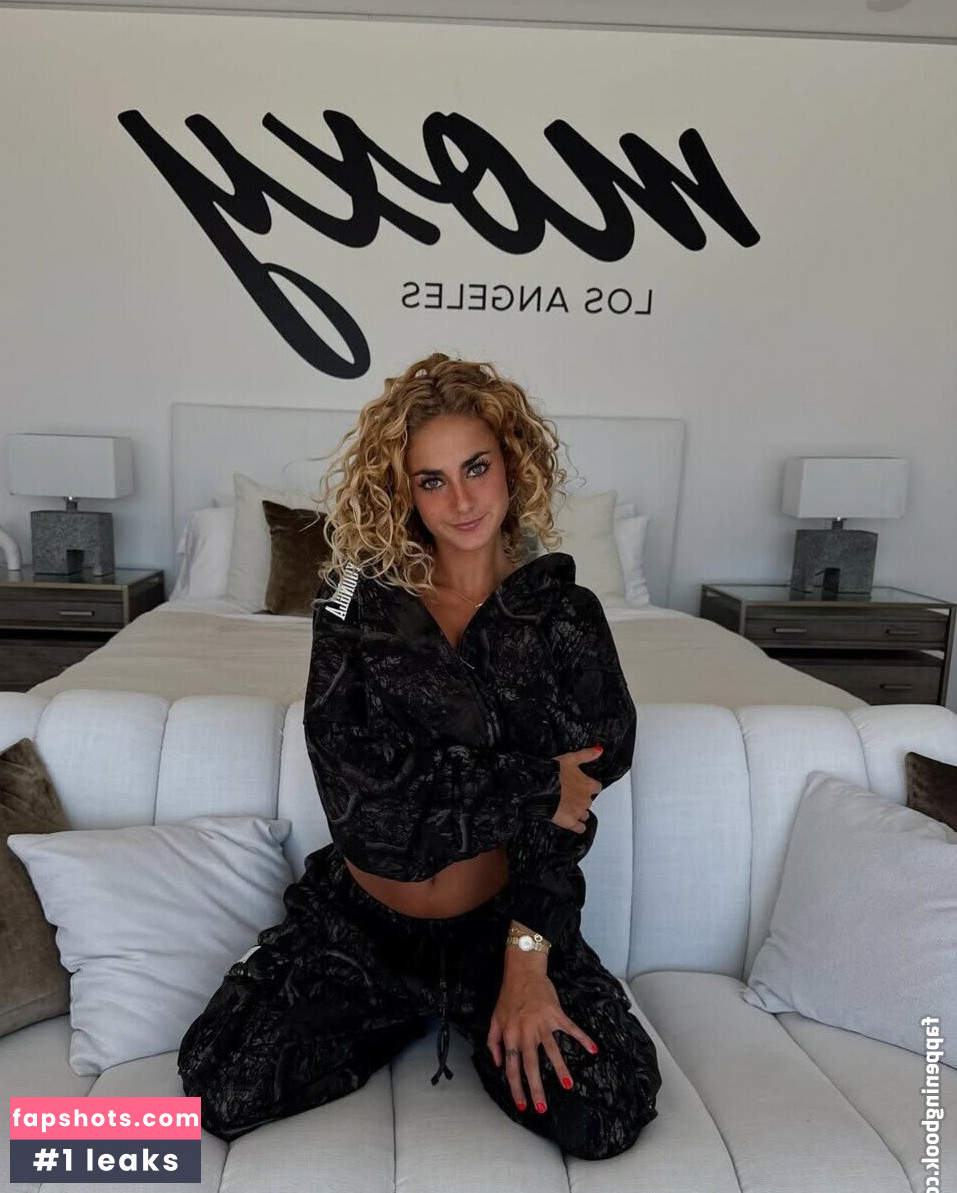 Claire Stone gallery photo #60