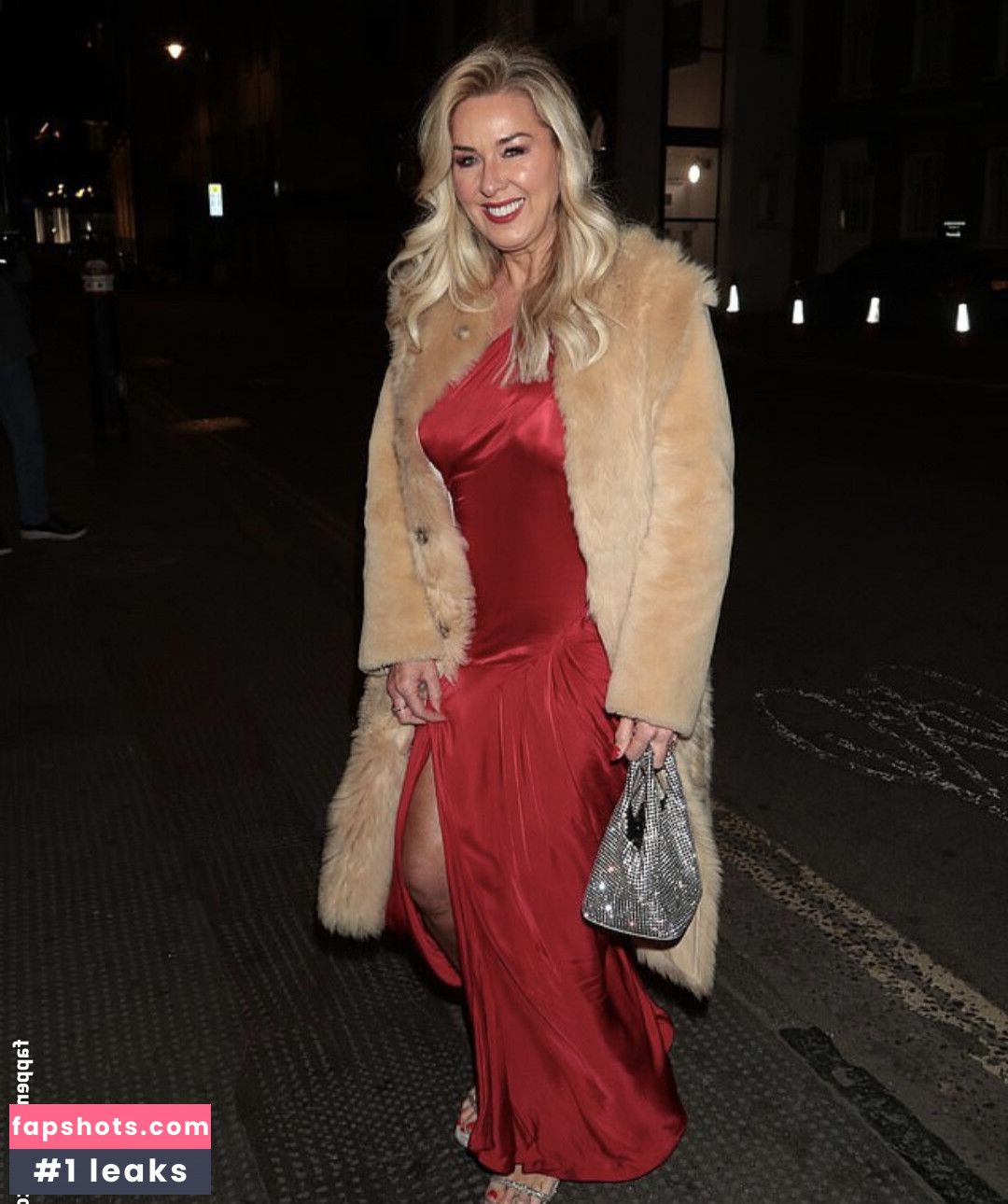 Claire Sweeney gallery photo #105