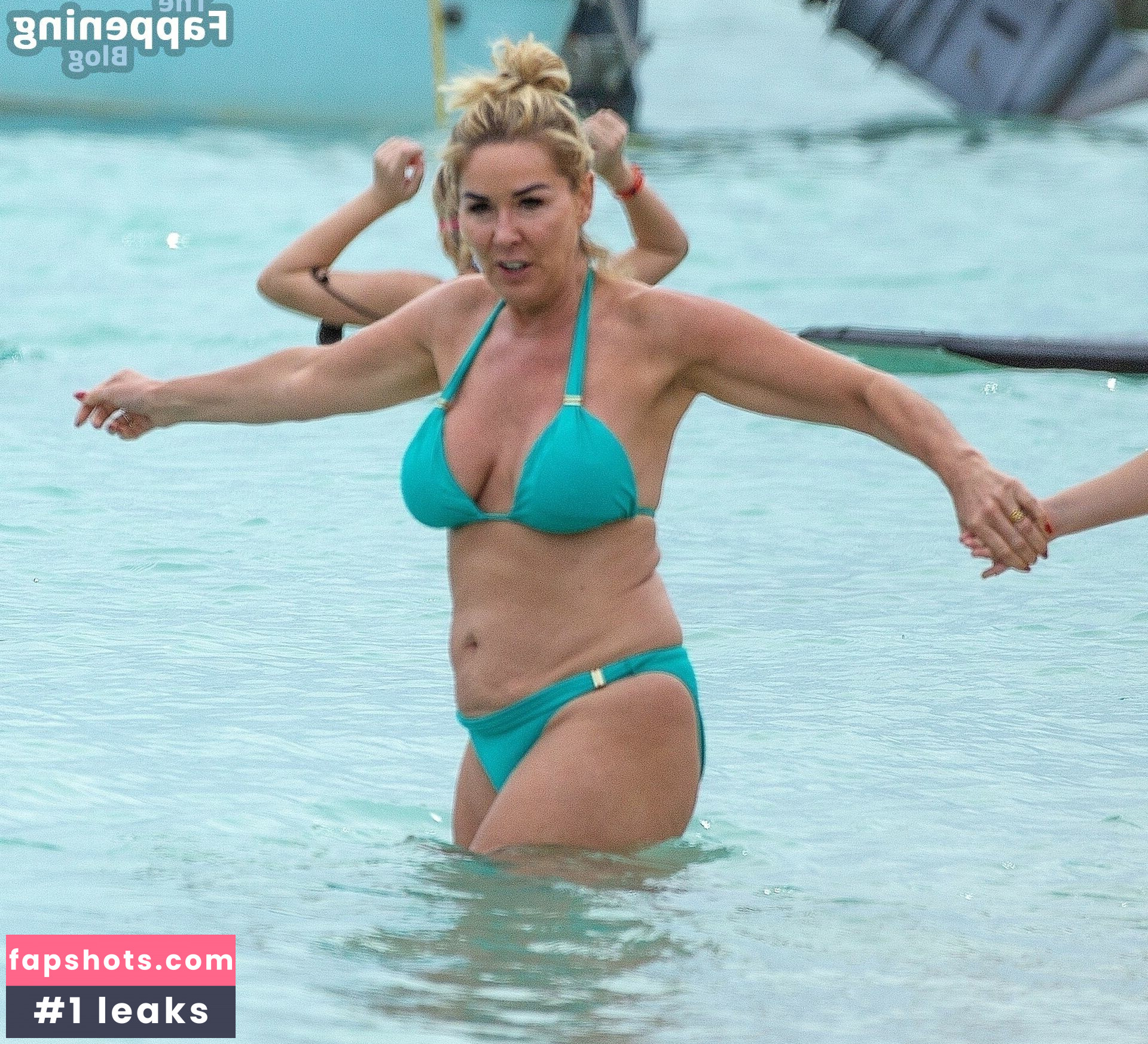 Claire Sweeney gallery photo #116