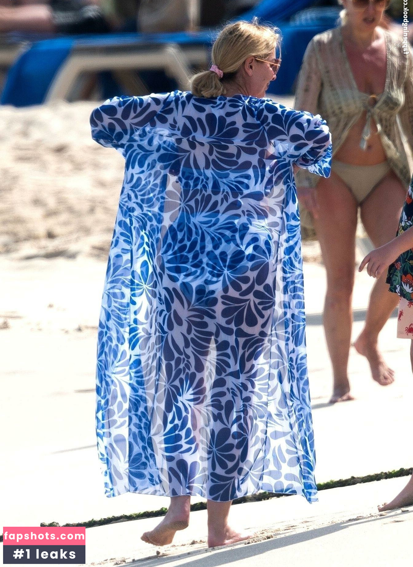 Claire Sweeney gallery photo #41