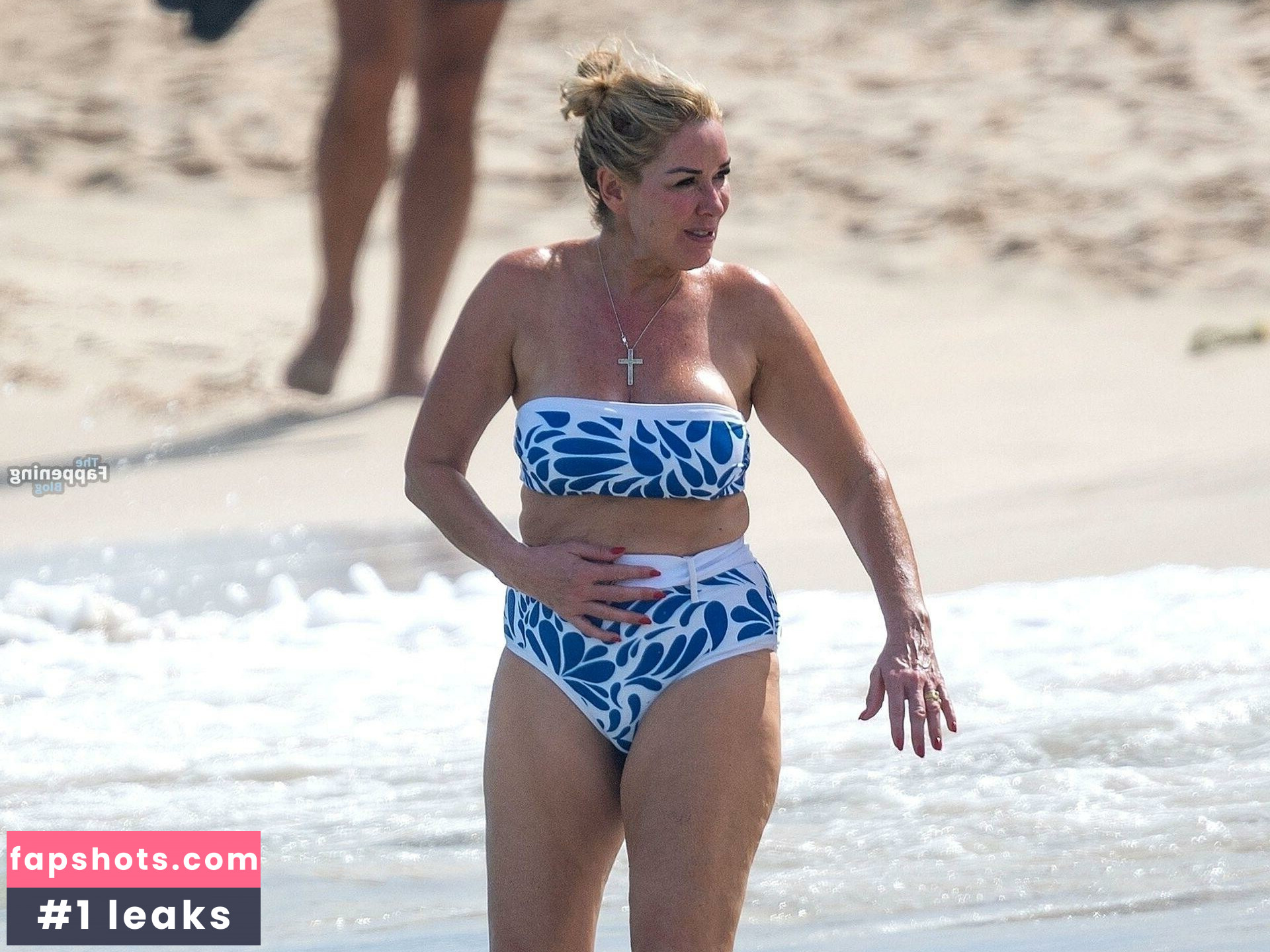 Claire Sweeney gallery photo #51